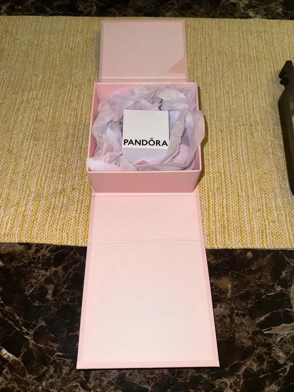 Pandora ring pre